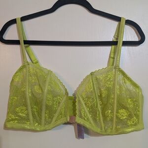 Lace Underwire Bra in Neon Green